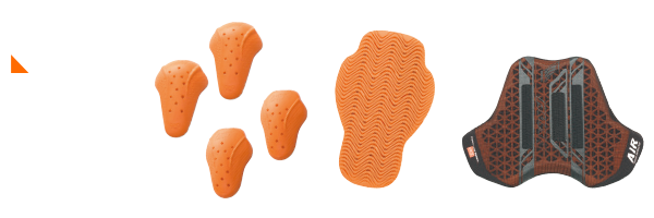 肩・肘・背中・胸には衝撃吸収力にすぐれたD3O®プロテクターを装着することができます